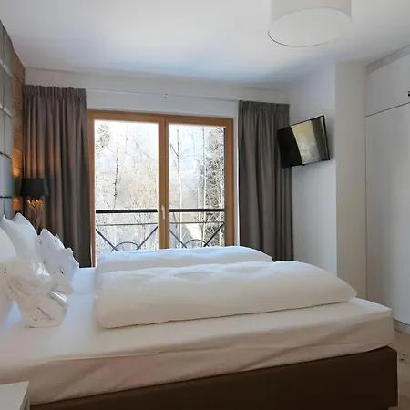 Mountain Leogang- Alpines Apartment, Terrasse, Garten, Kamin 아파트